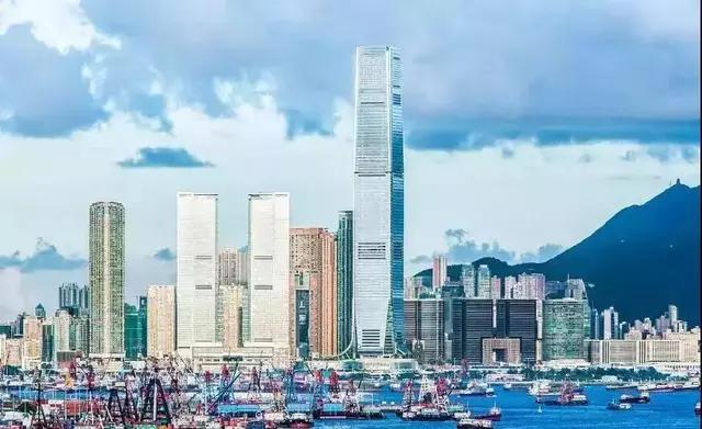 匯豐、渣打銀行（香港）取消月費，香港銀行賬戶免費時代，香港保險繳費更便捷 